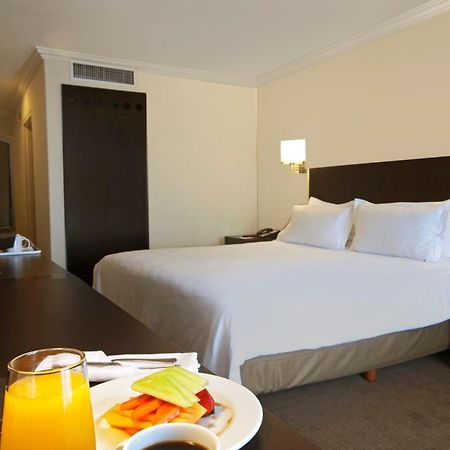 Fiesta Inn Toluca Centro Dış mekan fotoğraf