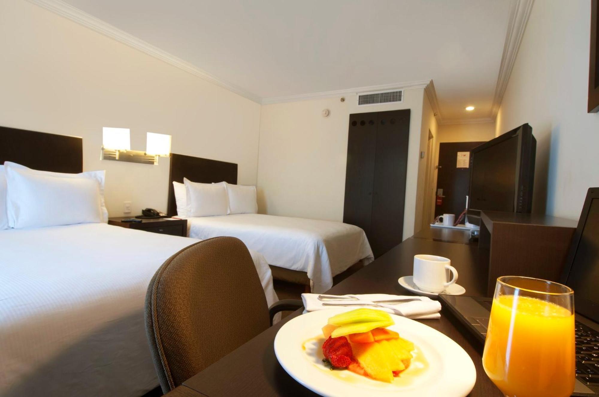 Fiesta Inn Toluca Centro Dış mekan fotoğraf